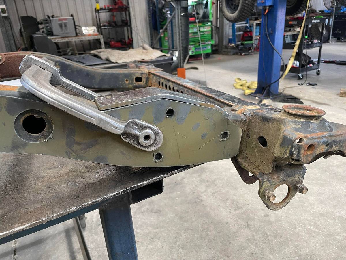 IFS steering box mount with chassis plates – Kinselas kustoms